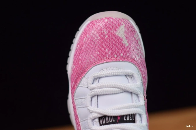 Bmlin Shoes Low Pink AH7860-106 11 Jordan Air Snakeskin WMNS 0824